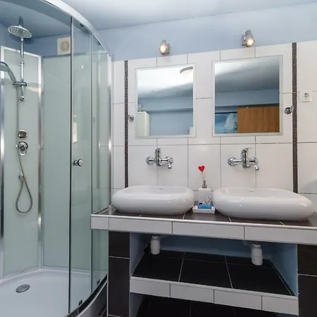 Sarar Apartment *